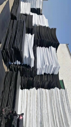 EVA卷材过胶分切